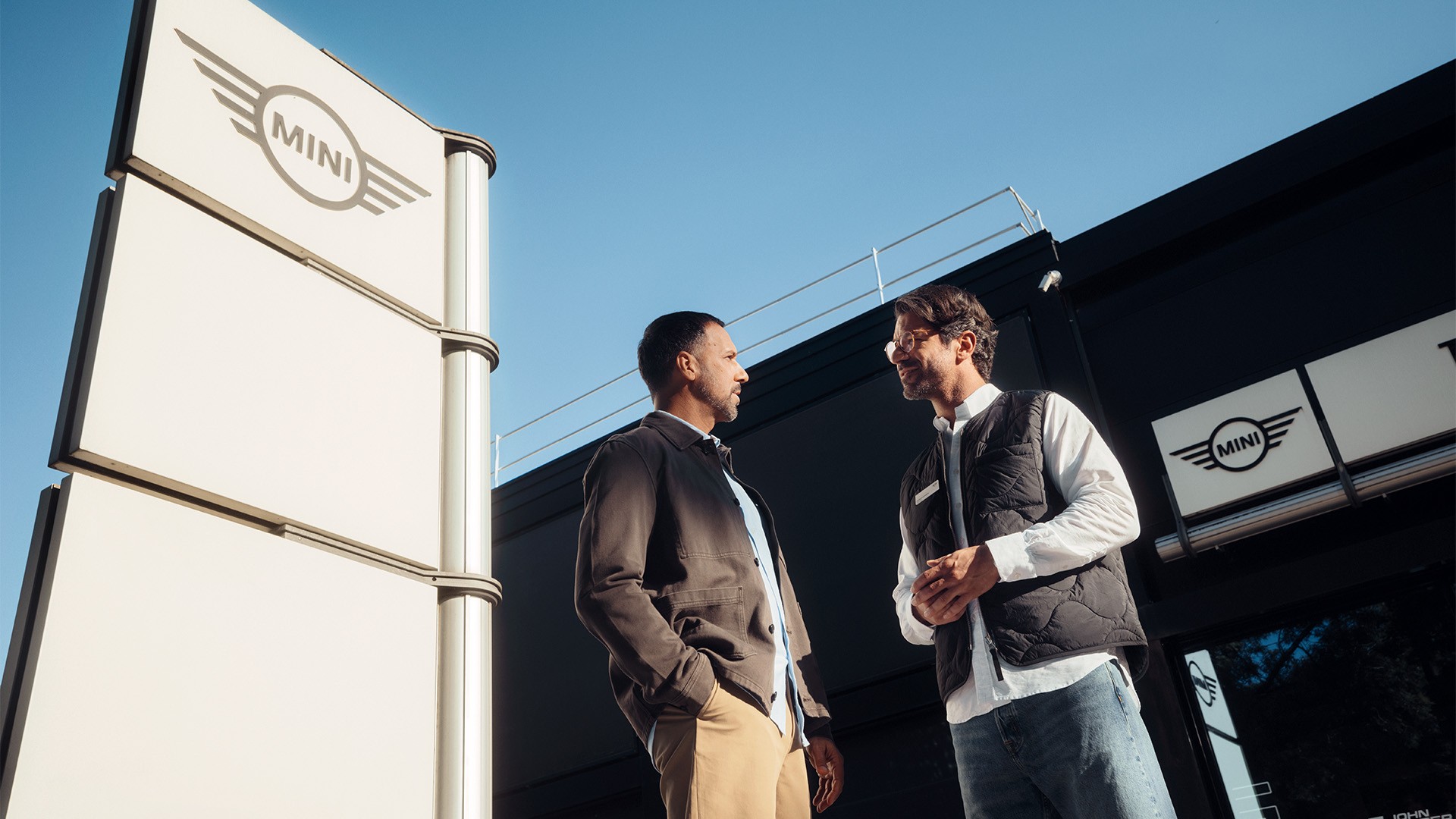 MINI otomobili, MINI Yetkili Servisinden çıkar.